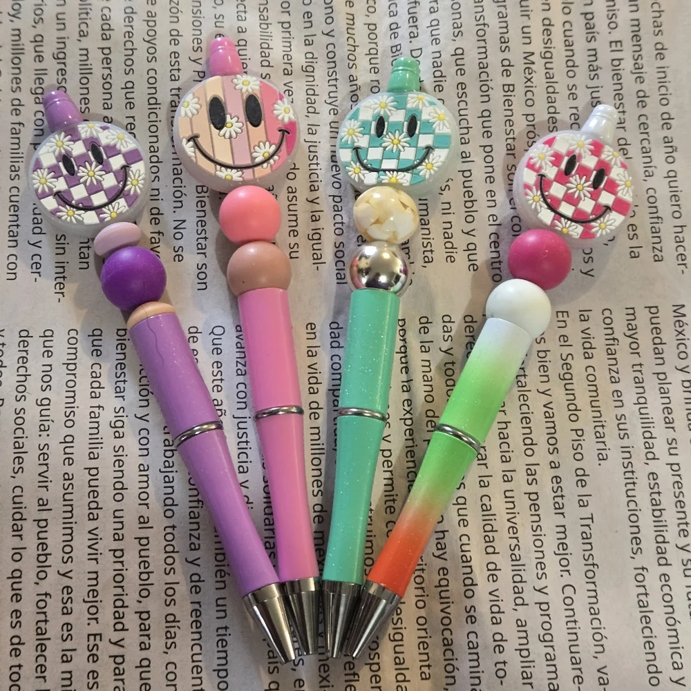 🍒🍒 Floral Smiley Face Pen - You Choose Design